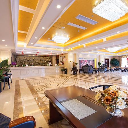 Vienna Hotel Jinshan New City Wanda Plaza Екстер'єр фото