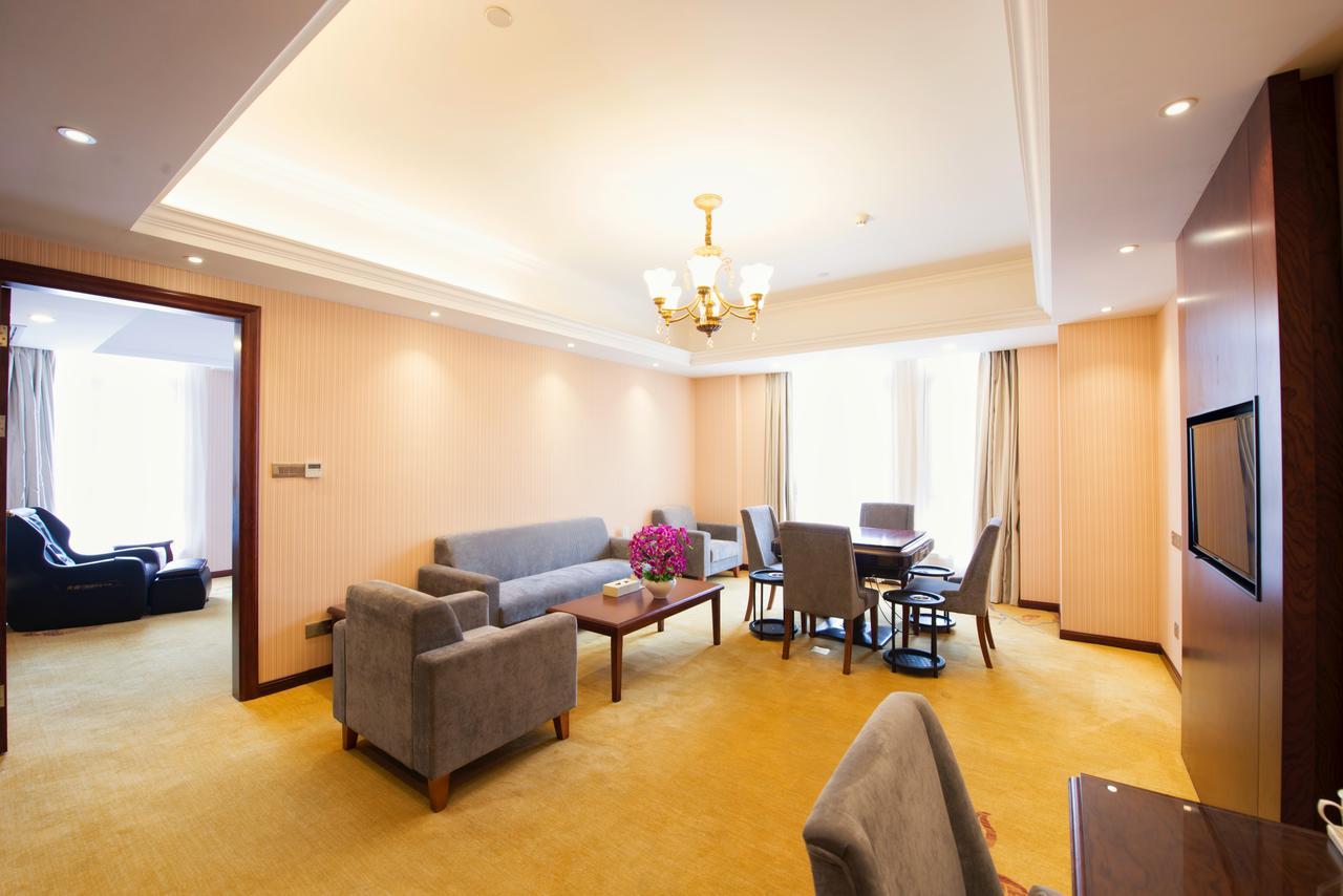 Vienna Hotel Jinshan New City Wanda Plaza Екстер'єр фото