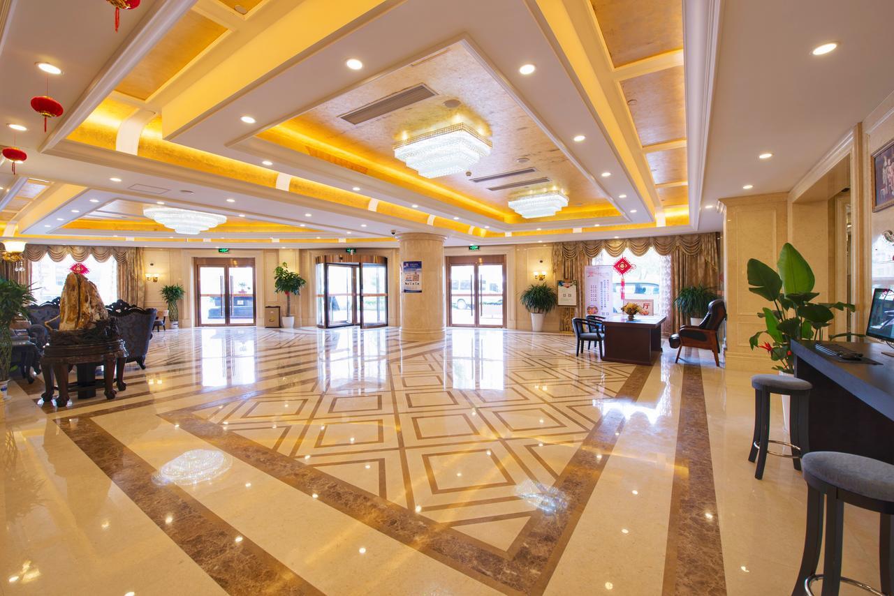 Vienna Hotel Jinshan New City Wanda Plaza Екстер'єр фото