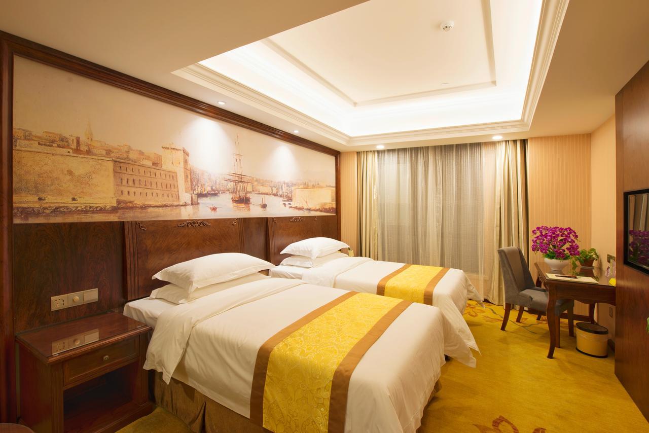 Vienna Hotel Jinshan New City Wanda Plaza Екстер'єр фото