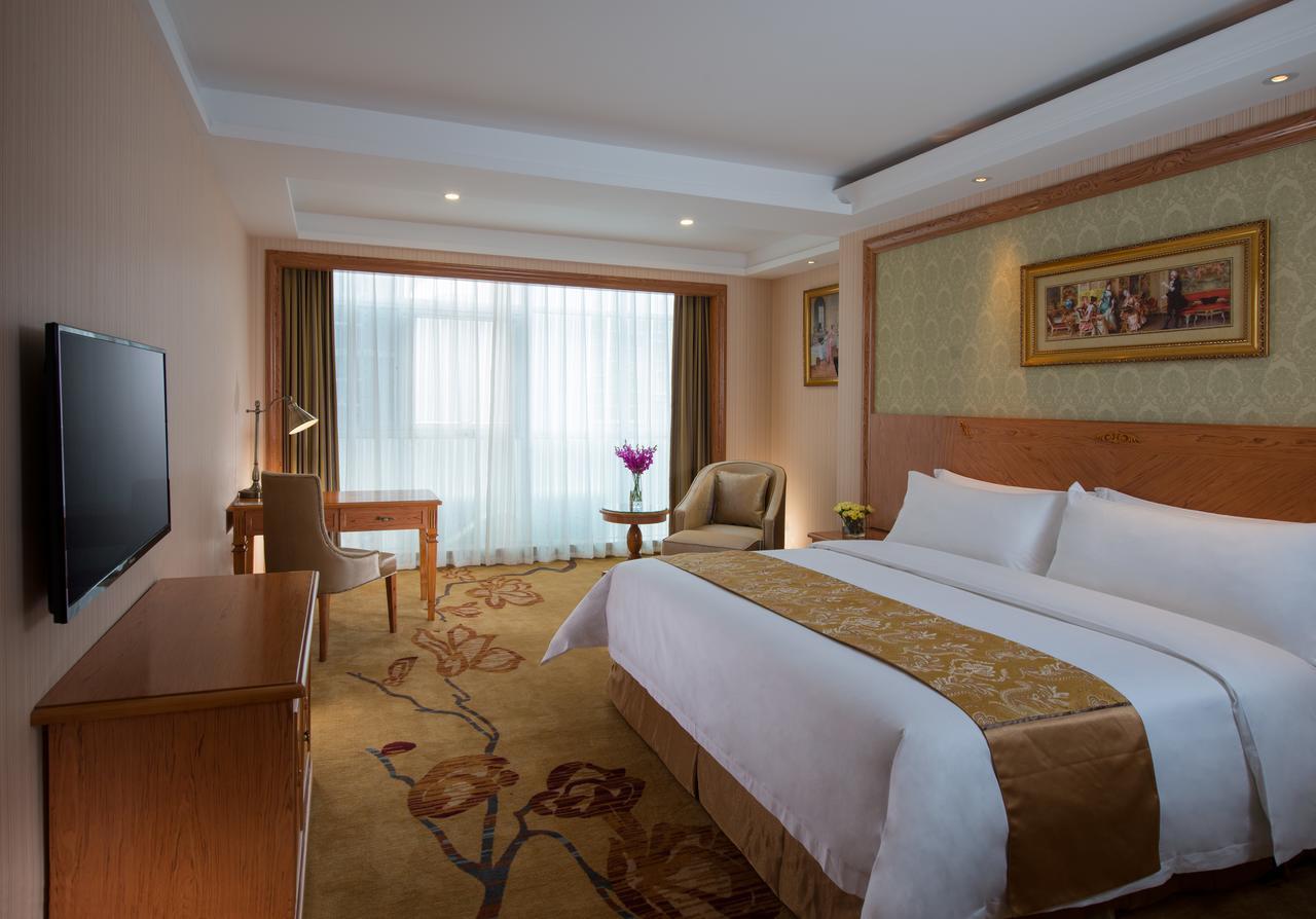 Vienna Hotel Jinshan New City Wanda Plaza Екстер'єр фото